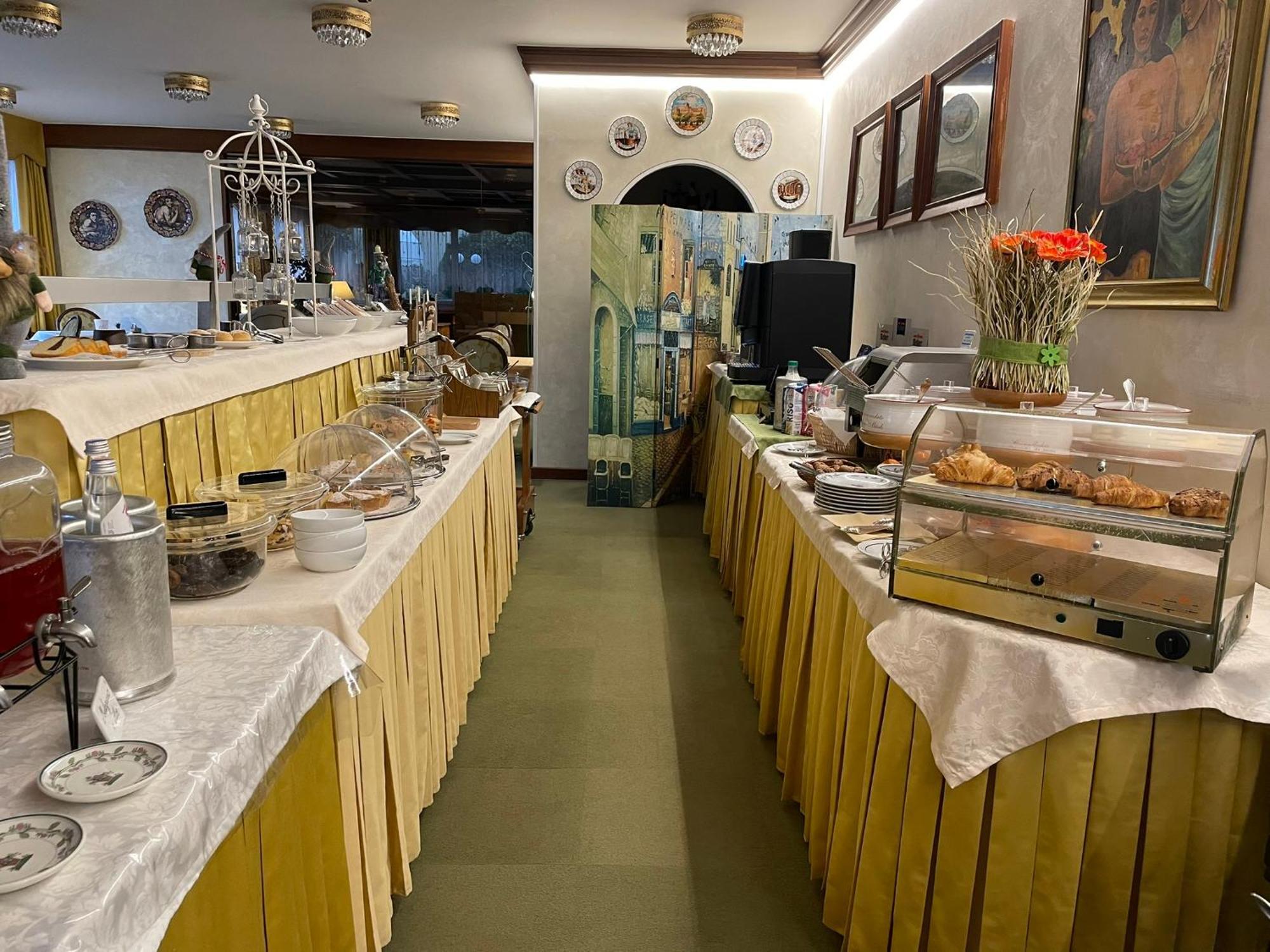 Hotel Miralago Wellness - Adults Only Molveno Zewnętrze zdjęcie