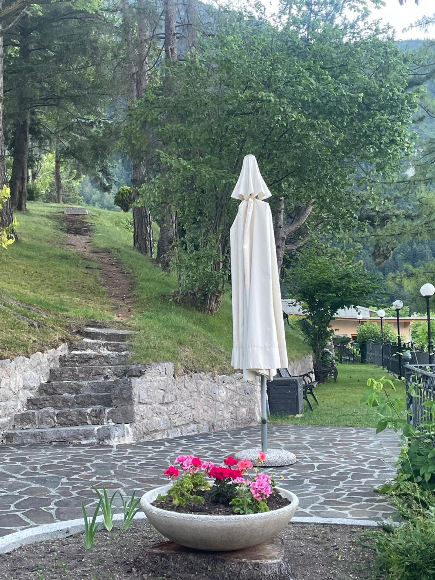 Hotel Miralago Wellness - Adults Only Molveno Zewnętrze zdjęcie