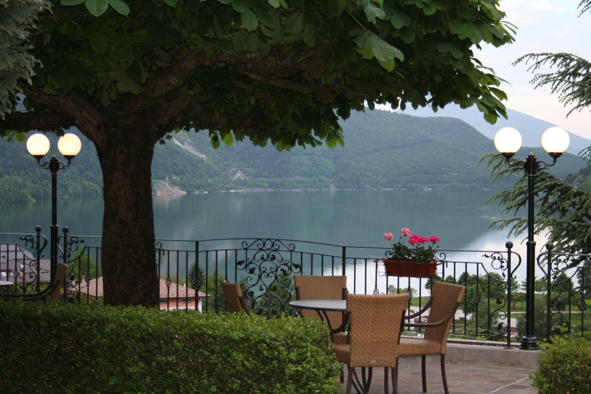 Hotel Miralago Wellness - Adults Only Molveno Zewnętrze zdjęcie